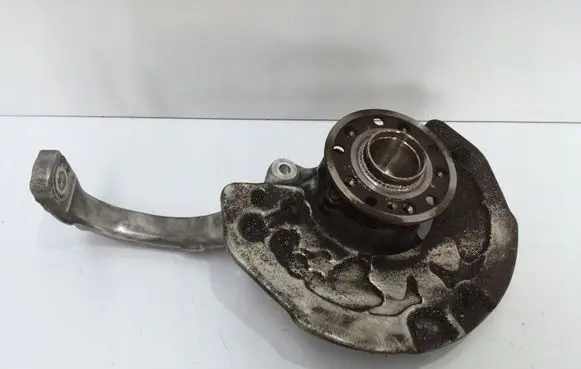 Mercedes-Benz C W205 Front wheel hub spindle knuckle A2052100 A0004213520