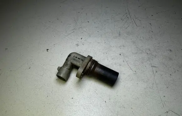 Opel Zafira B Crankshaft position sensor 0281002003 982450