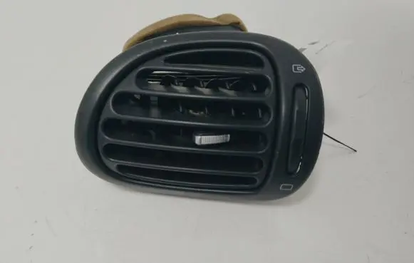 Peugeot 206 Dashboard side air vent grill/cover trim 9632184377