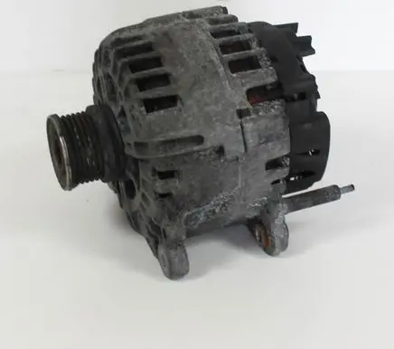 Volkswagen Golf VII Generator/alternator 03L903023L