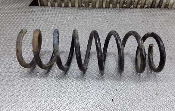 BMW 5 E39 Rear coil spring