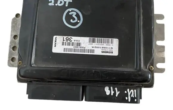 Volvo S40, V40 Engine control unit/module P30614361 S110921002K