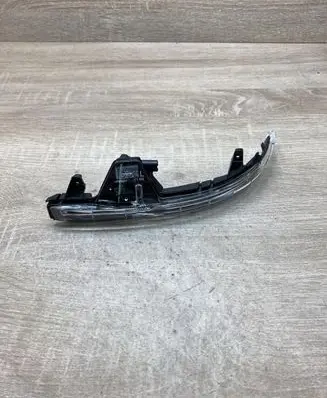 Audi A7 S7 4G Mirror indicator light 4G8949101 Leftside