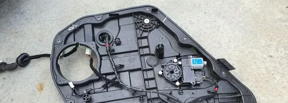 Hyundai i40 Rear door window regulator with motor