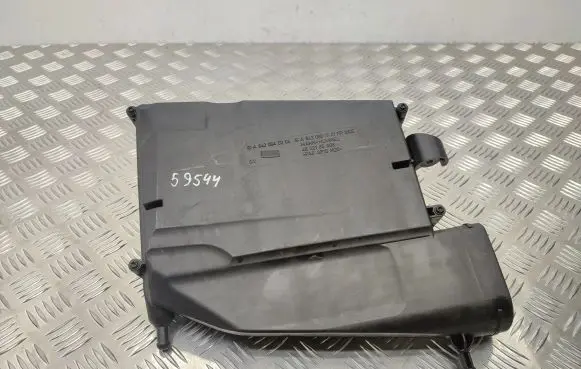 Mercedes-Benz GLK (X204) Air filter box A6420901601