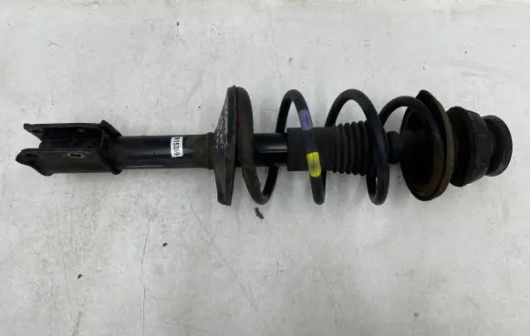 Renault Sandero I Front shock absorber/damper 543027245r