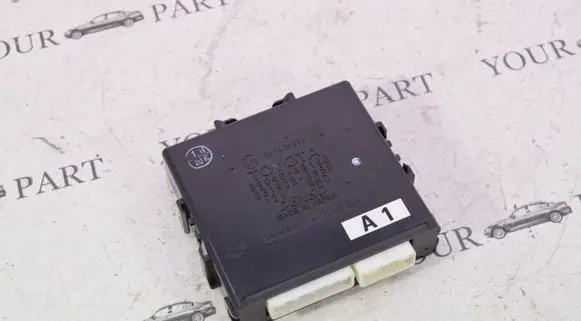 Lexus RX 330 - 350 - 400H Other control units/modules 8994048160