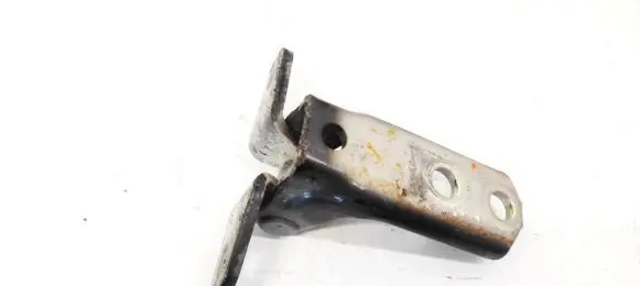 Peugeot 4007 Front door upper hinge