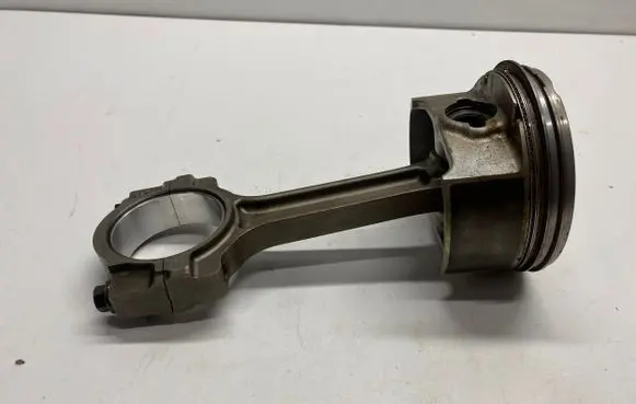 Chevrolet Camaro Piston with connecting rod