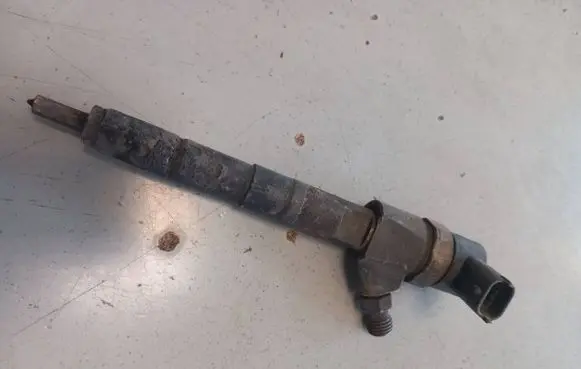 Alfa Romeo 156 Fuel injector 0445110111 8r8zeeaaa