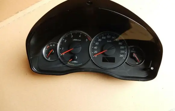 Subaru Outback Speedometer (instrument cluster) 85002AG160 40568