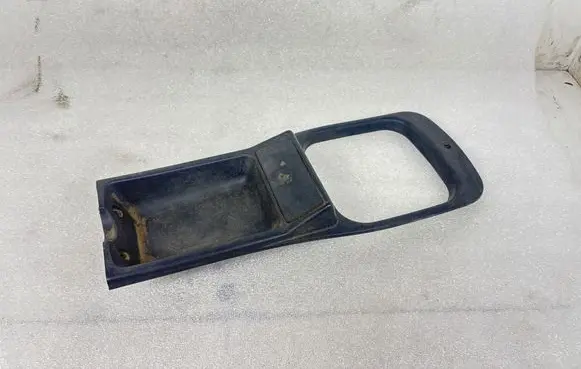 Ford Scorpio Center console G97100