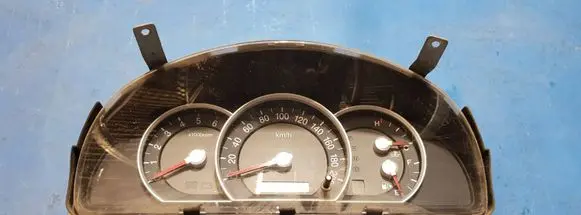 KIA Sorento Speedometer (instrument cluster) 94013-3E260 20061023