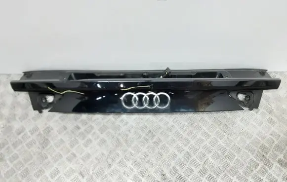 Audi A7 S7 4G Tailgate trim 4G8827086K