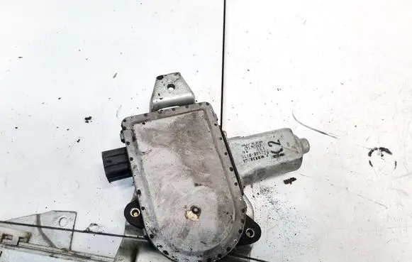 Mitsubishi Pajero Front door window regulator motor 2621000170 262100-0170