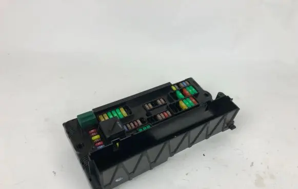 BMW X3 F25 Fuse module 9315150 08935974 317033444