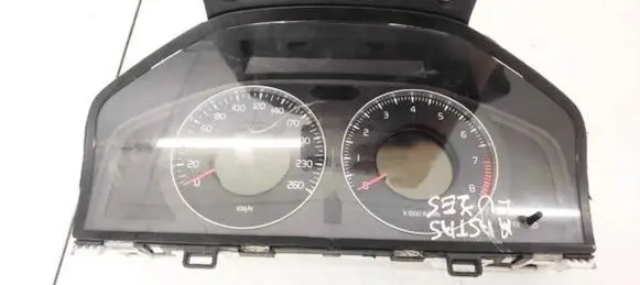 Volvo V70 Speedometer (instrument cluster) 31270898AA 69399260U