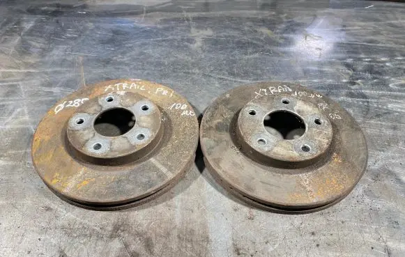 Nissan X-Trail T30 Front brake disc