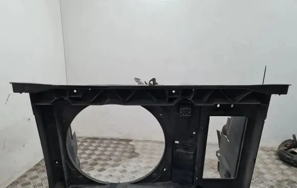 Citroen C4 I Radiator trim 