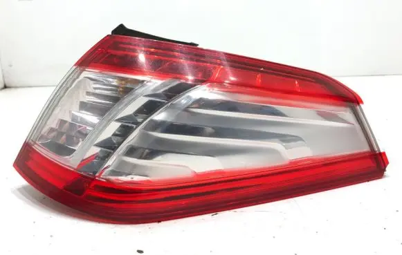 Peugeot 508 Rear/tail lights 9686779680