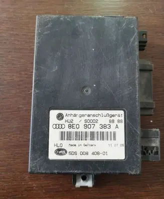 Volkswagen Touareg I Tow bar trailer control unit/module 8E0907383A 5DS00840801 S00292