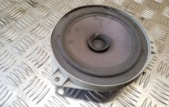 Subaru Forester SG Front door speaker 86301SA000