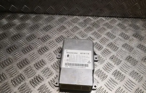 Mercedes-Benz E C207 W207 Airbag control unit/module 2079011700 A2079011700