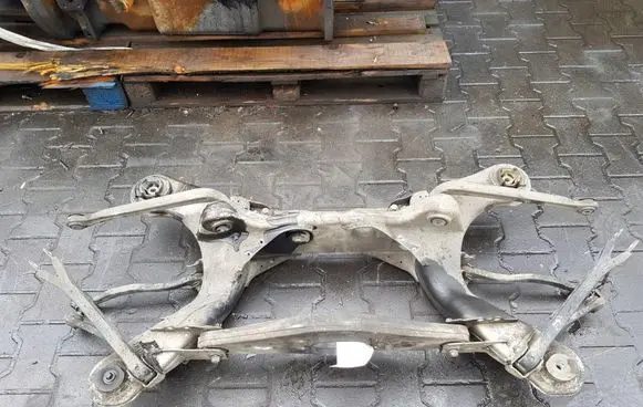 Mercedes-Benz SL R230 Rear axle beam 