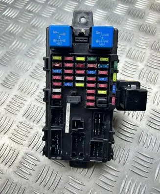 Hyundai Santa Fe Fuse module 9118826104 03254M