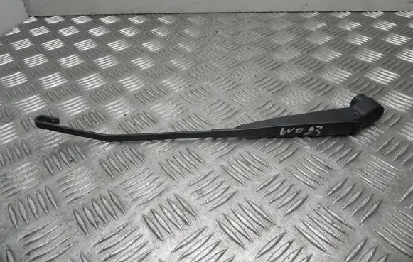 Toyota Prius (XW30) Rear wiper blade arm 7806 T9545