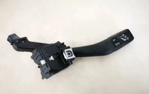 Volkswagen Golf V Indicator stalk 1K0953513E