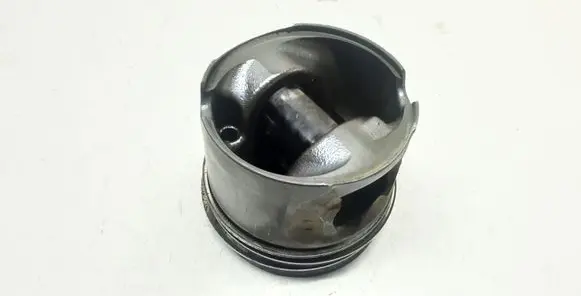 BMW 3 E90 E91 Piston 0840BB
