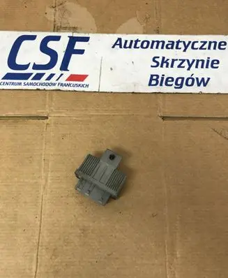 Citroen DS5 Glow plug pre-heat relay 9674222380