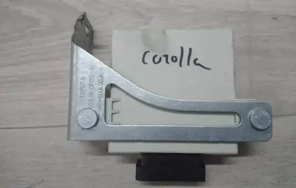 Toyota Corolla Verso E121 Window wiper relay 859400F010A 603002