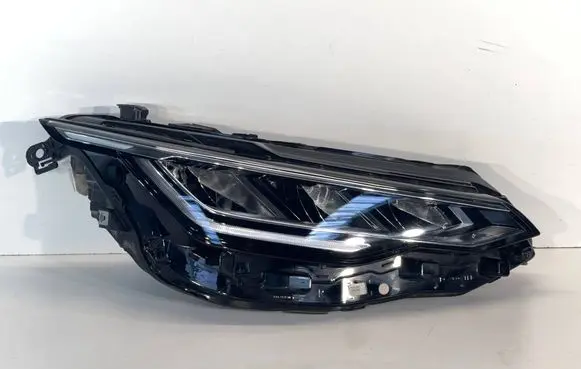 Volkswagen Golf VIII Headlight/headlamp 5H1941006A