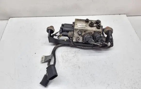 BMW 5 E60 E61 Active stabilizer control/valve assembly 6760840