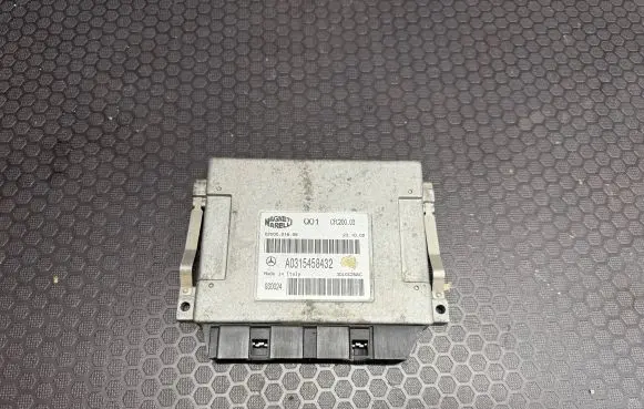 Mercedes-Benz C W203 Engine control unit/module ECU A0315458432 6200001606 3DL0C2NAC