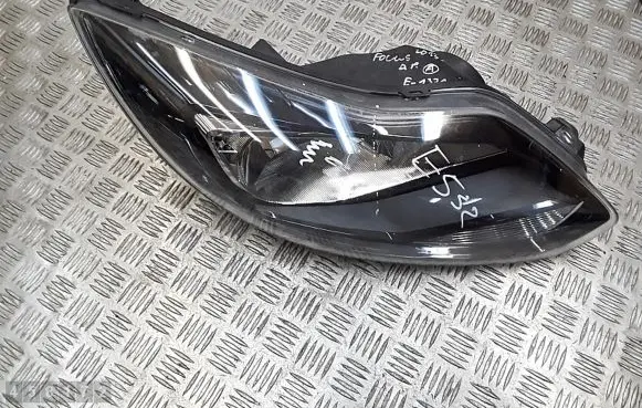 Ford Focus Headlight/headlamp BM5113W029 BM5113D154