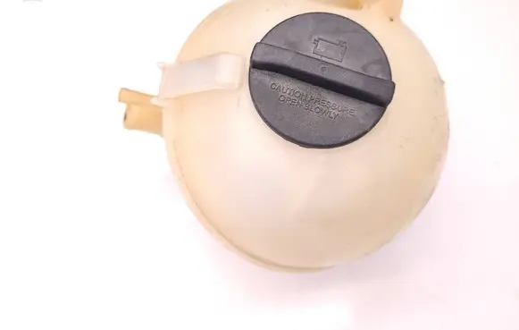 Mercedes-Benz Vito Viano W639 Coolant expansion tank/reservoir A6395010503
