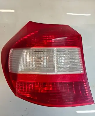 BMW 1 E81 E87 Rear/tail lights 021864 R02F00 BS102