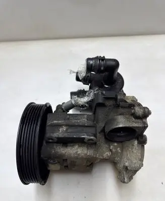BMW 1 E81 E87 Power steering pump 6769598 7500335