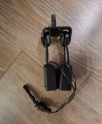 Ford Capri EV Middle seatbelt buckle (rear) R2KBR613K21