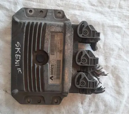 Renault Scenic II - Grand scenic II Engine control unit/module 8200298463 3248009603 215841533B1
