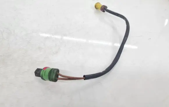 Audi A6 S6 C4 4A Air conditioning (A/C) pressure sensor 8A0959482AB