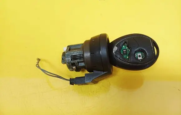 Mini One - Cooper R50 - 53 Ignition lock 