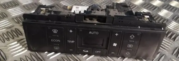 Audi A4 S4 B5 8D Climate control unit 8d0820043m