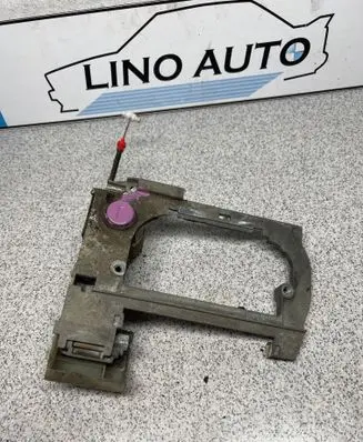 Front door exterior handle/bracket