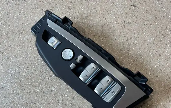BMW X3 G01 Electric window control switch 6847099 9299459