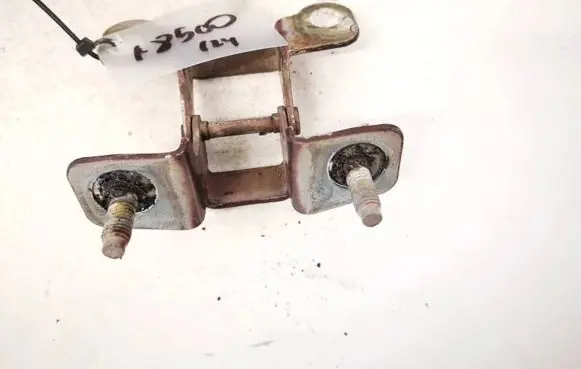 Chrysler Pacifica Tailgate/trunk/boot hinge 05054701ab