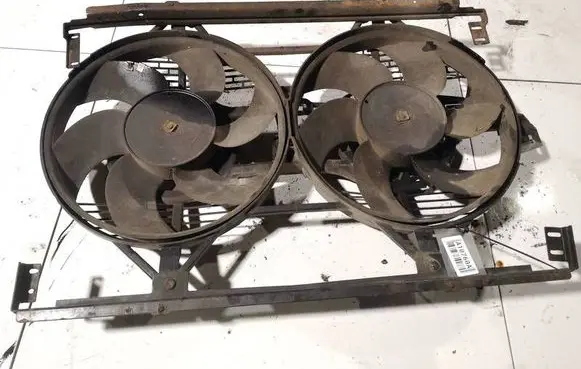Renault Espace II Radiator cooling fan shroud 
